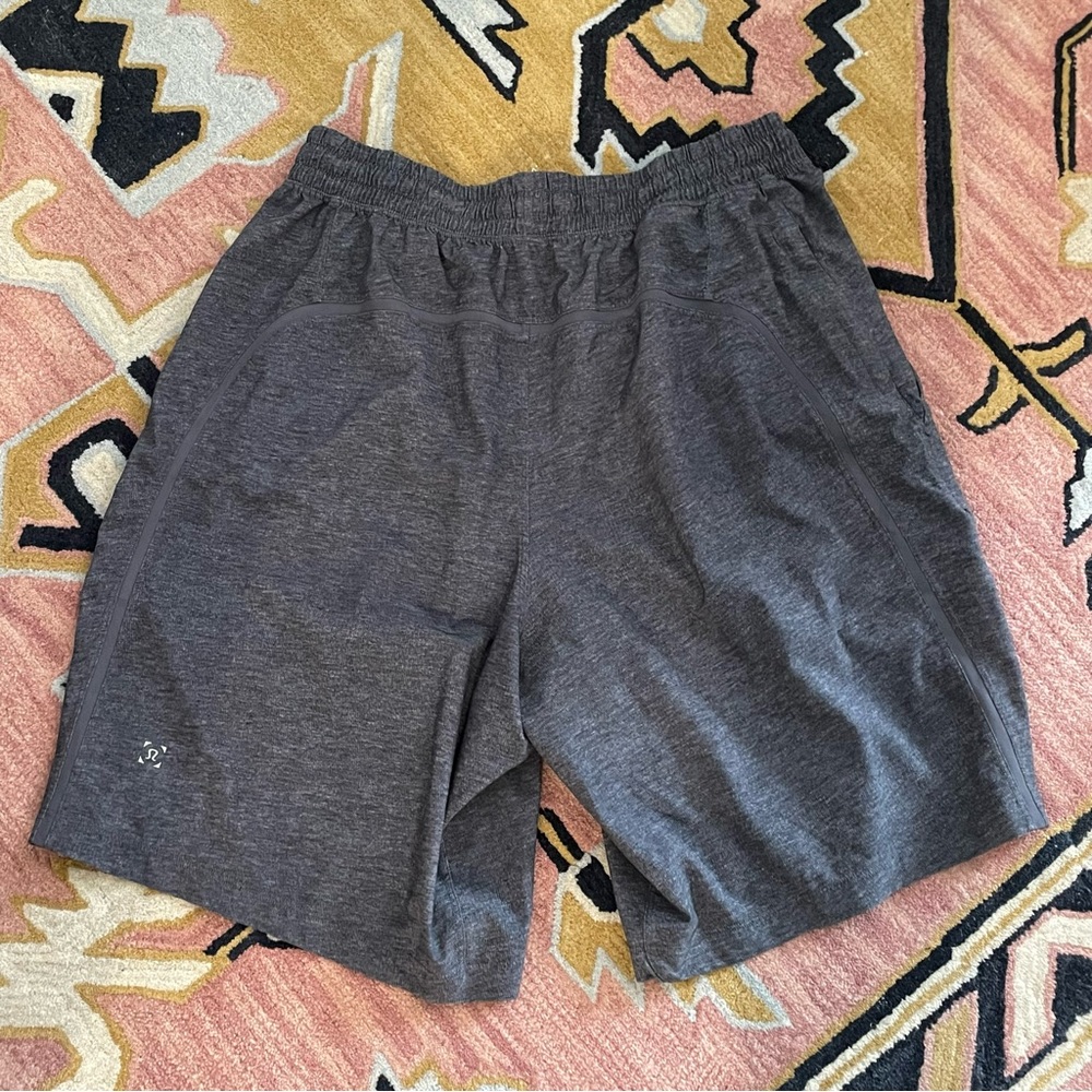 Lululemon Athletica Pace Breaker Short in Heather Size M